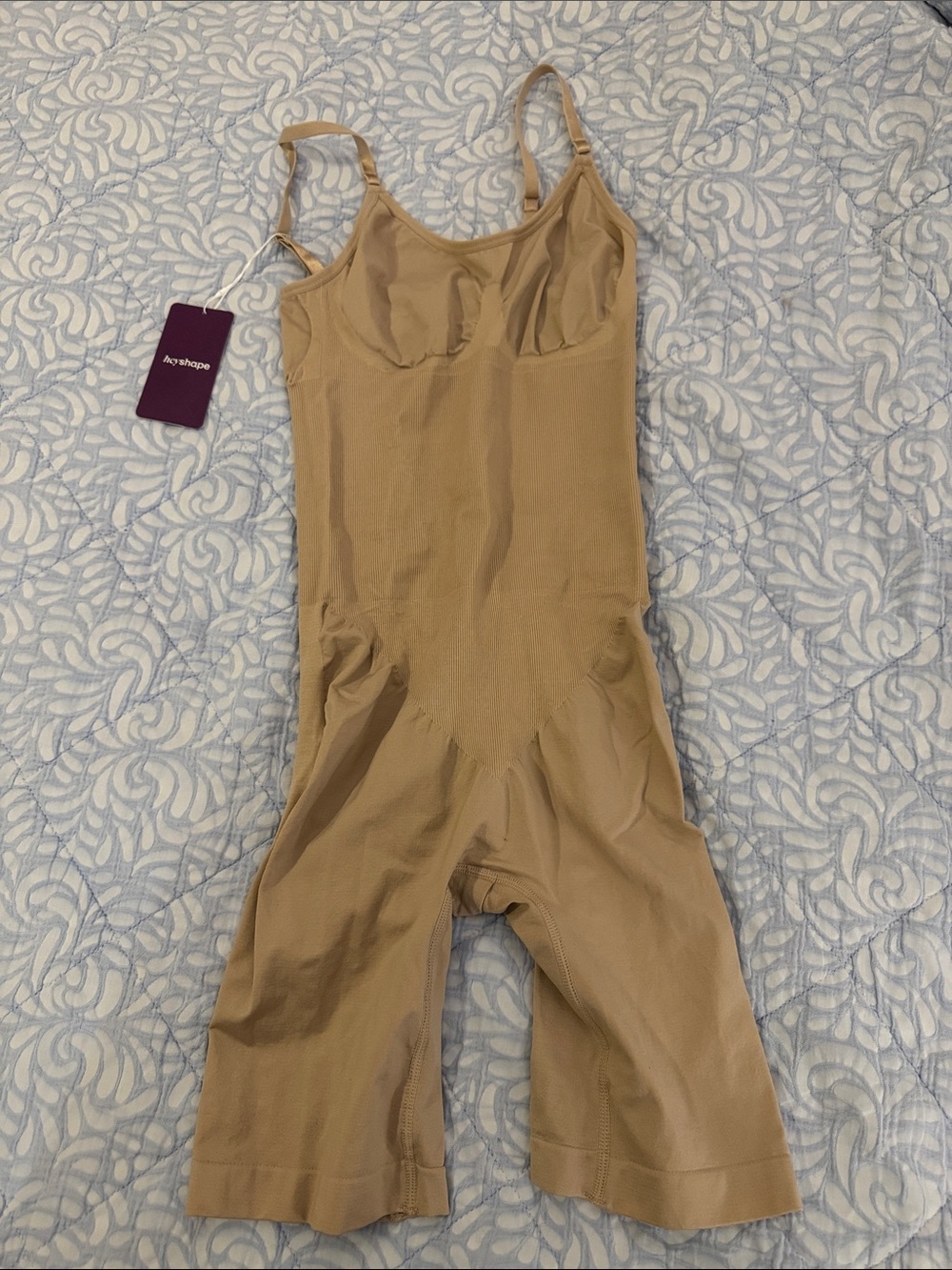 Hey shape Beige Sculpting Bodysuit Shorts
